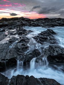 Превью обои скалы, вода, водопад, пейзаж, сумерки