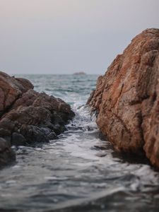 Превью обои скалы, вода, волны, океан