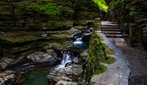 Превью обои скалы, водопад, ступени, тропа, природа, растения