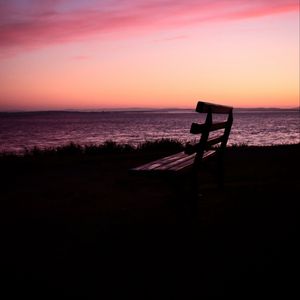 Превью обои скамейка, закат, море, горизонт, меланхолия, одиночество