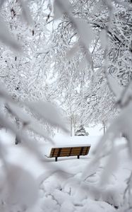 Превью обои скамейка, зима, снег, ветки, минимализм
