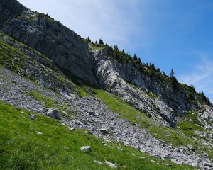 Превью обои склон, гора, рельеф, трава, камни