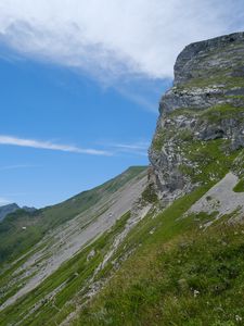 Превью обои склон, трава, гора, пейзаж