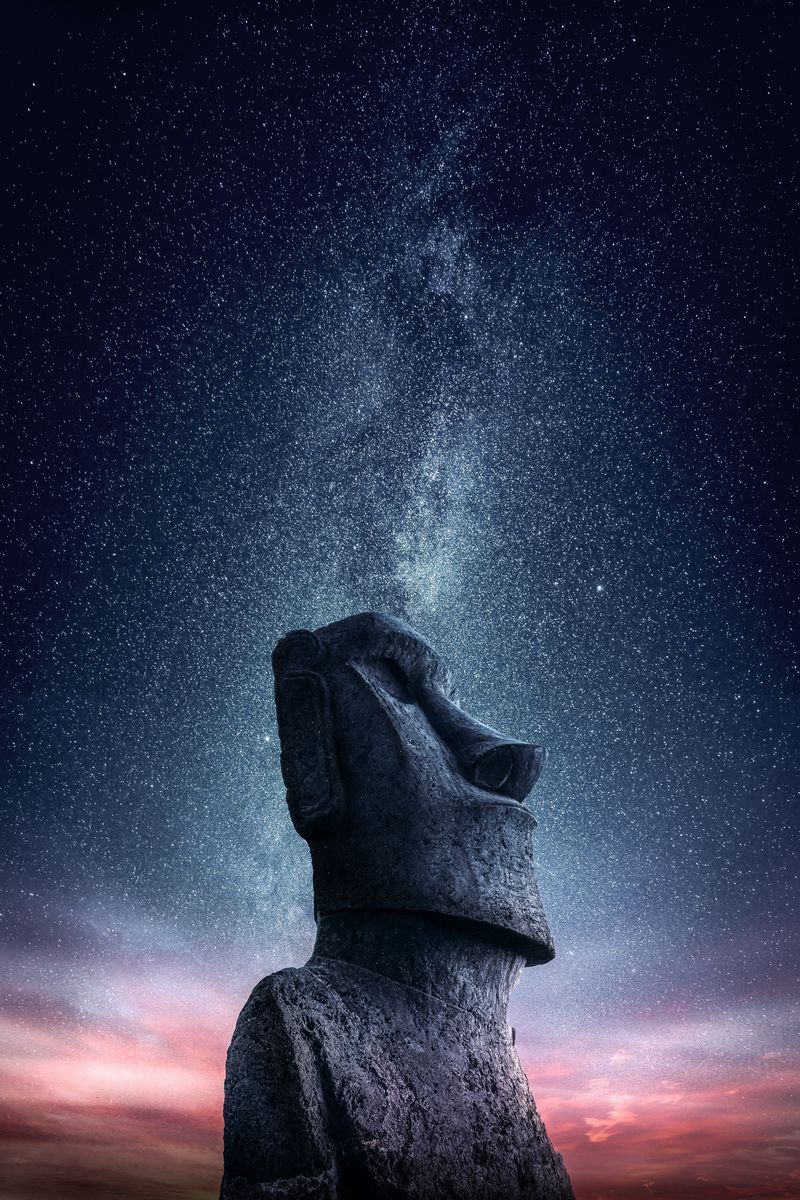 800x1200 Обои моаи, статуя, идол, стров пасхи, звездное небо