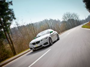 Превью обои sl, 2-series, bmw, белый, авто, движение