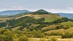 Превью обои словакия, горы, трава, небо