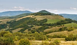 Превью обои словакия, горы, трава, небо