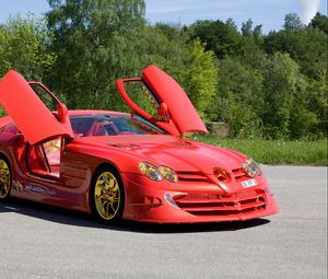 Превью обои slr mclaren, 999, 2011, mercedes-benz, red gold dream ueli anliker