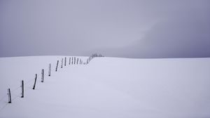 Превью обои снег, поле, ограда, минимализм, белый