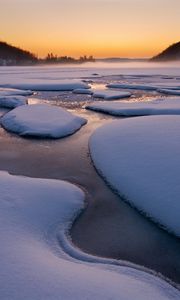 Превью обои снег, река, лед, холод, зима, вода