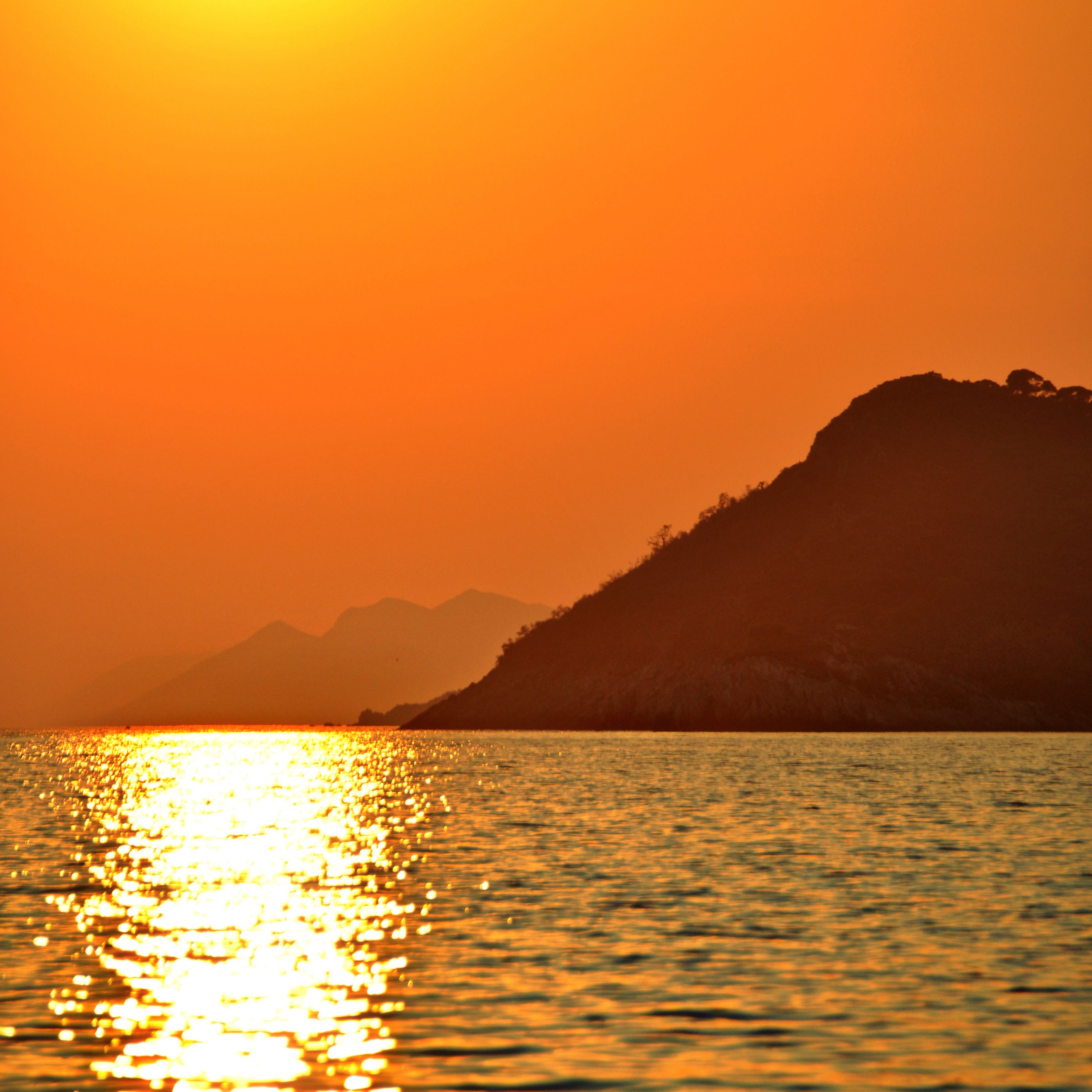Море горы солнце