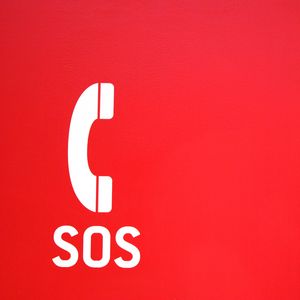 Превью обои sos, слово, тревога, вызов, красный