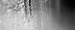 Превью обои стекло, капли, вода, дождь, макро, черно-белый