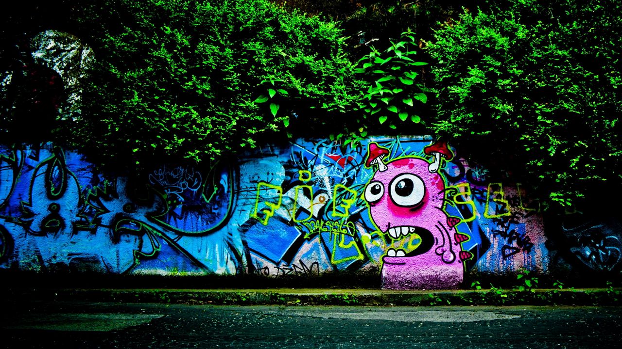 Обои стена, граффити, разноцветный, деревья