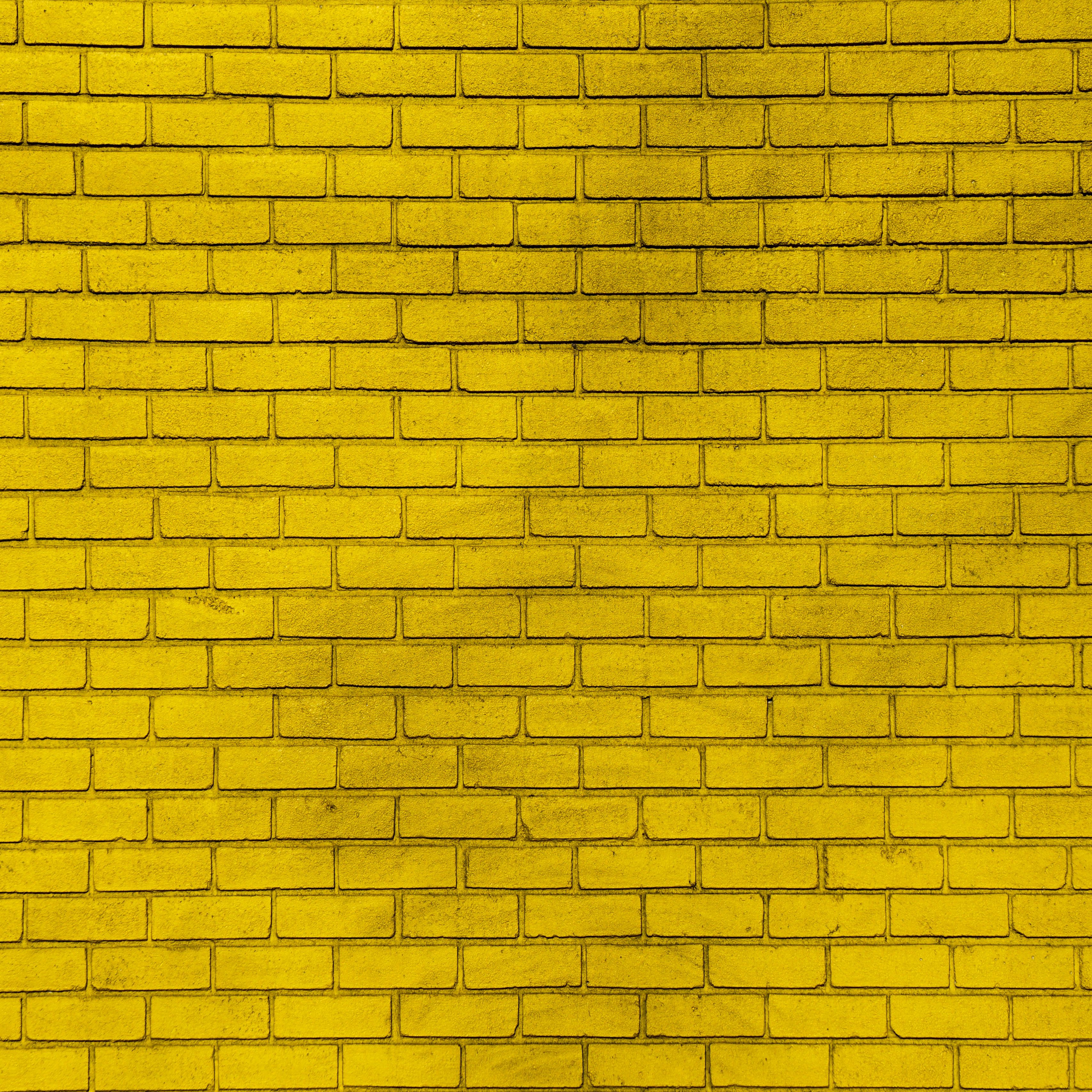 Желтая стена фон