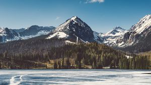 Превью обои strba tarn, словакия, горы, озеро