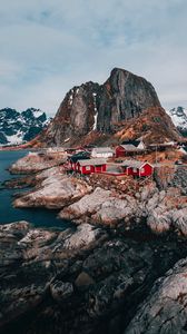 Превью обои строения, горы, отдых, путешествие, скалы, лофотенские острова, свольвер, норвегия