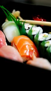 Превью обои суши, роллы, лосось, рыба, еда