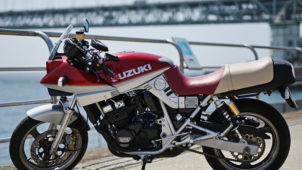 Обои suzuki katana, suzuki, мотоцикл, байк, красный