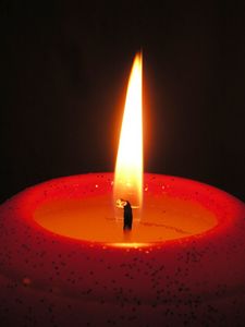 Превью обои свеча, огонь, красный, темный
