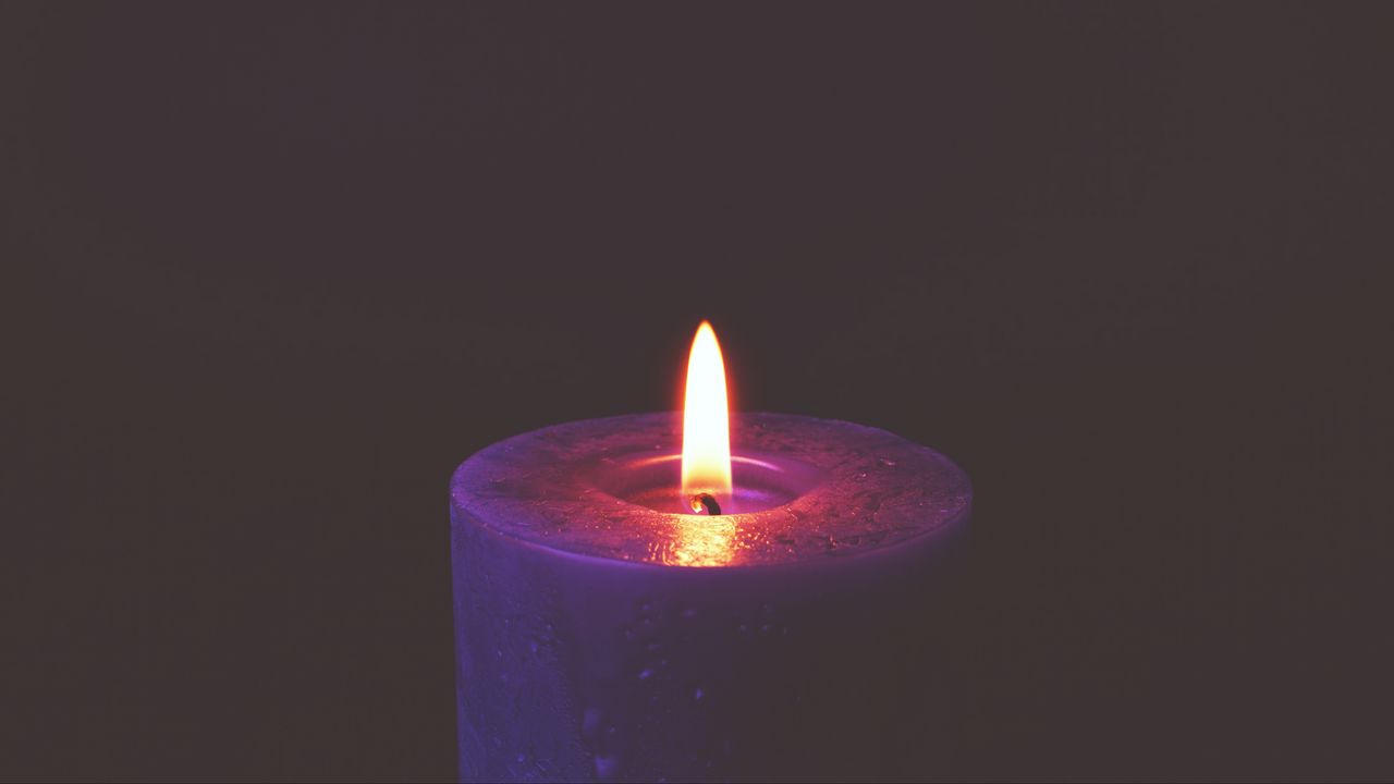 Обои свеча, пламя, воск, темный