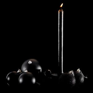 Превью обои свеча, украшения, шары, праздник, черный