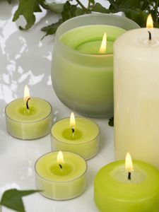 Превью обои свечи, ароматерапия, листья, массаж