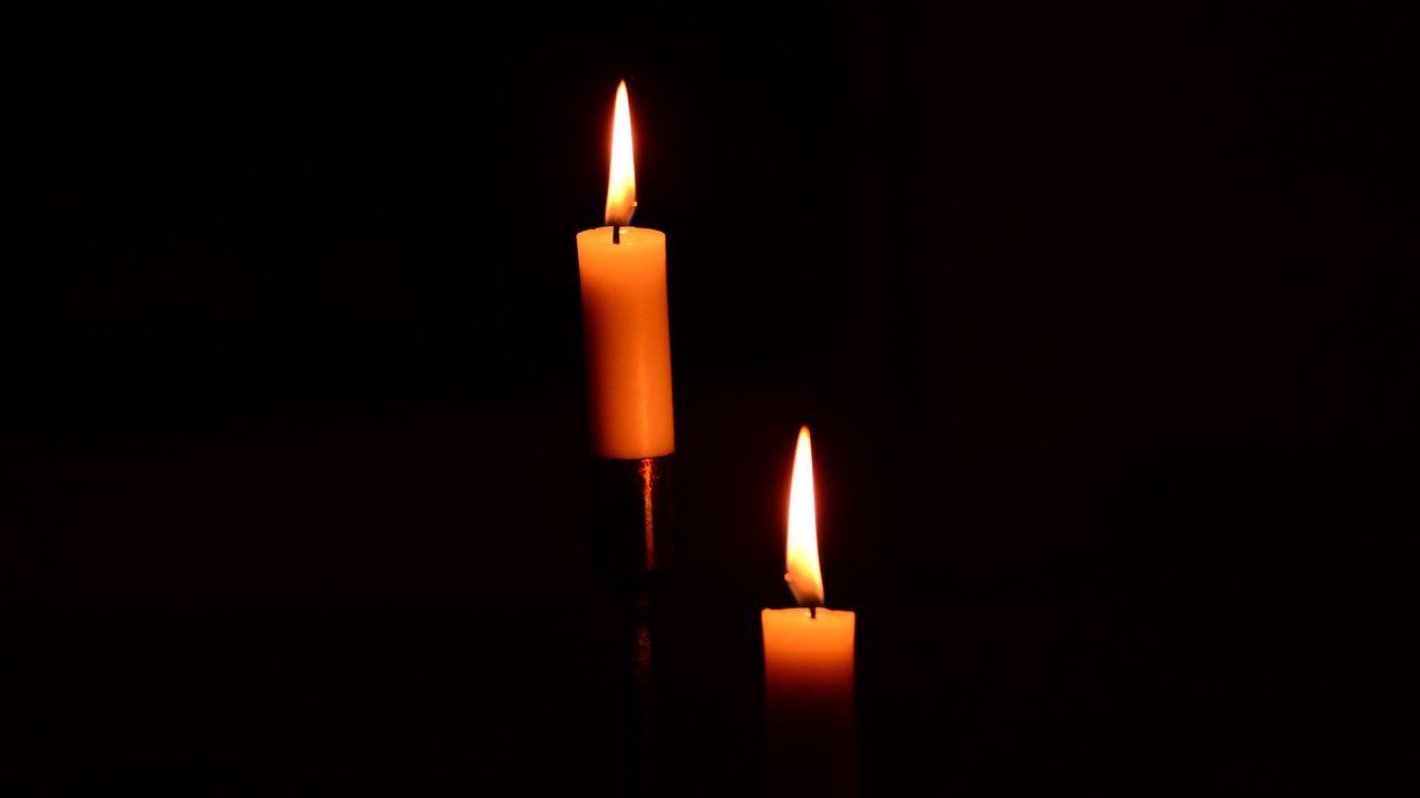 Обои свечи, огонь, темный