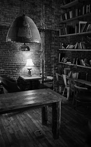 Превью обои светильник, стол, кирпичи, интерьер, черно-белый