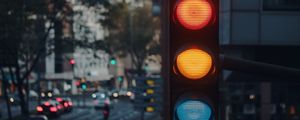 Превью обои светофор, город, свет