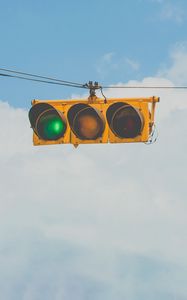 Превью обои светофор, небо, облака