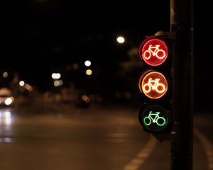 Превью обои светофор, символ, велосипед, свечение, ночь