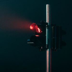 Превью обои светофор, свет, красный, ночь