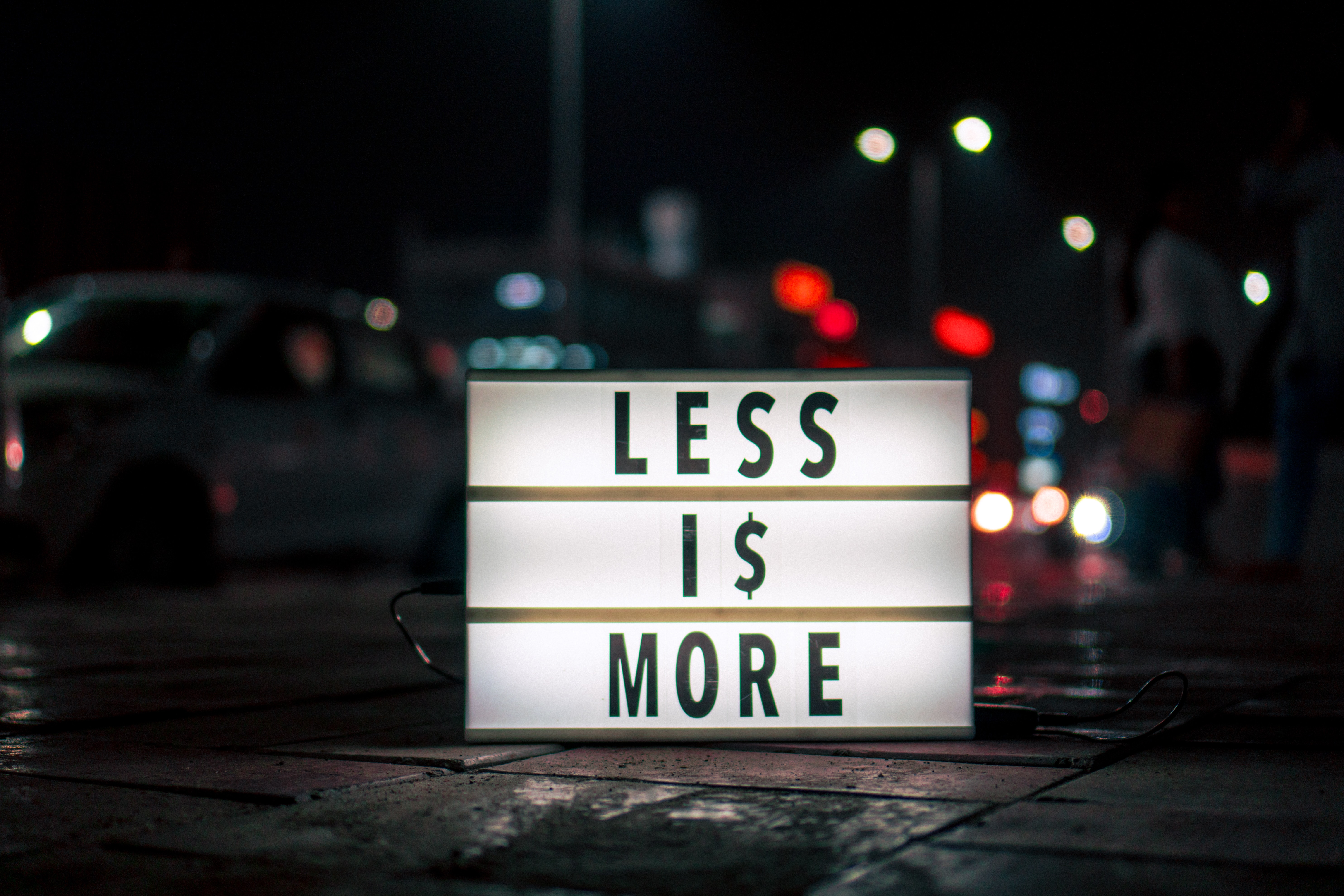 Less is more. Обои для табличек. Less is more обои. Табличка для надписи. Lightbox надписи.