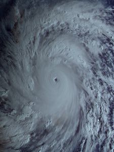 Превью обои тайфун, япония, 2014, вращение, космос