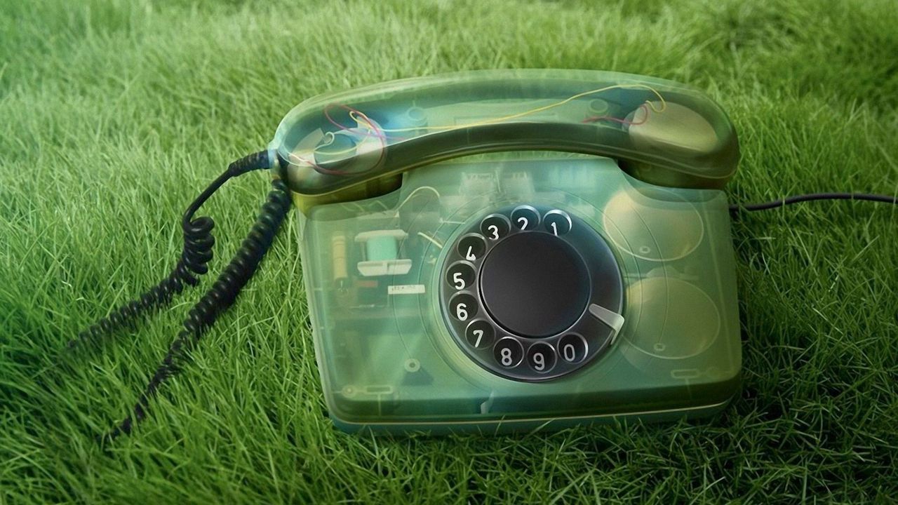 Обои телефон, старинный, трава, цифры, трубка
