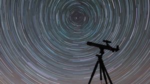 Превью обои телескоп, звездное небо, ночь, размытость, движение
