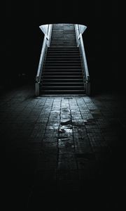Превью обои темная, лестница, тоннель