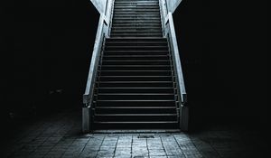 Превью обои темная, лестница, тоннель