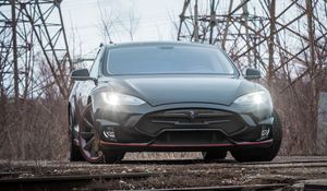 Превью обои tesla model s, tesla, фары, вид спереди