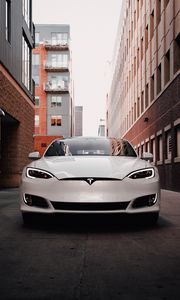 Превью обои tesla model s, tesla, машина, электрокар, белый, вид спереди