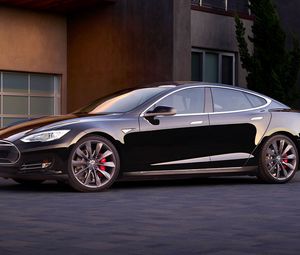 Превью обои tesla model s, tesla motors, вид сбоку