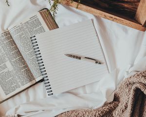 Превью обои тетрадь, книга, чашка, кофе