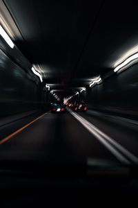 Превью обои тоннель, дорога, автомобили, скорость, размытие, темный