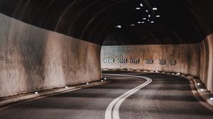 Превью обои тоннель, дорога, разметка, освещение