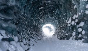 Превью обои тоннель, лед, снег, свет, природа