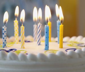 Превью обои торт, свечи, день рождения