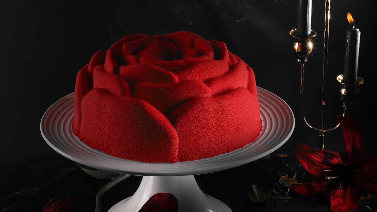 Обои торт, цветы, красный