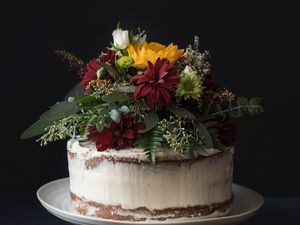 Превью обои торт, цветы, выпечка, десерт
