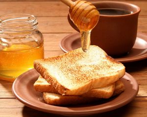 Превью обои тосты, хлеб, мед, чай
